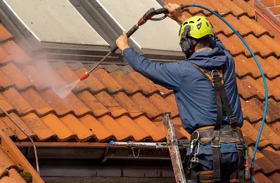 Démoussage et hydrofuge de toiture à Passel